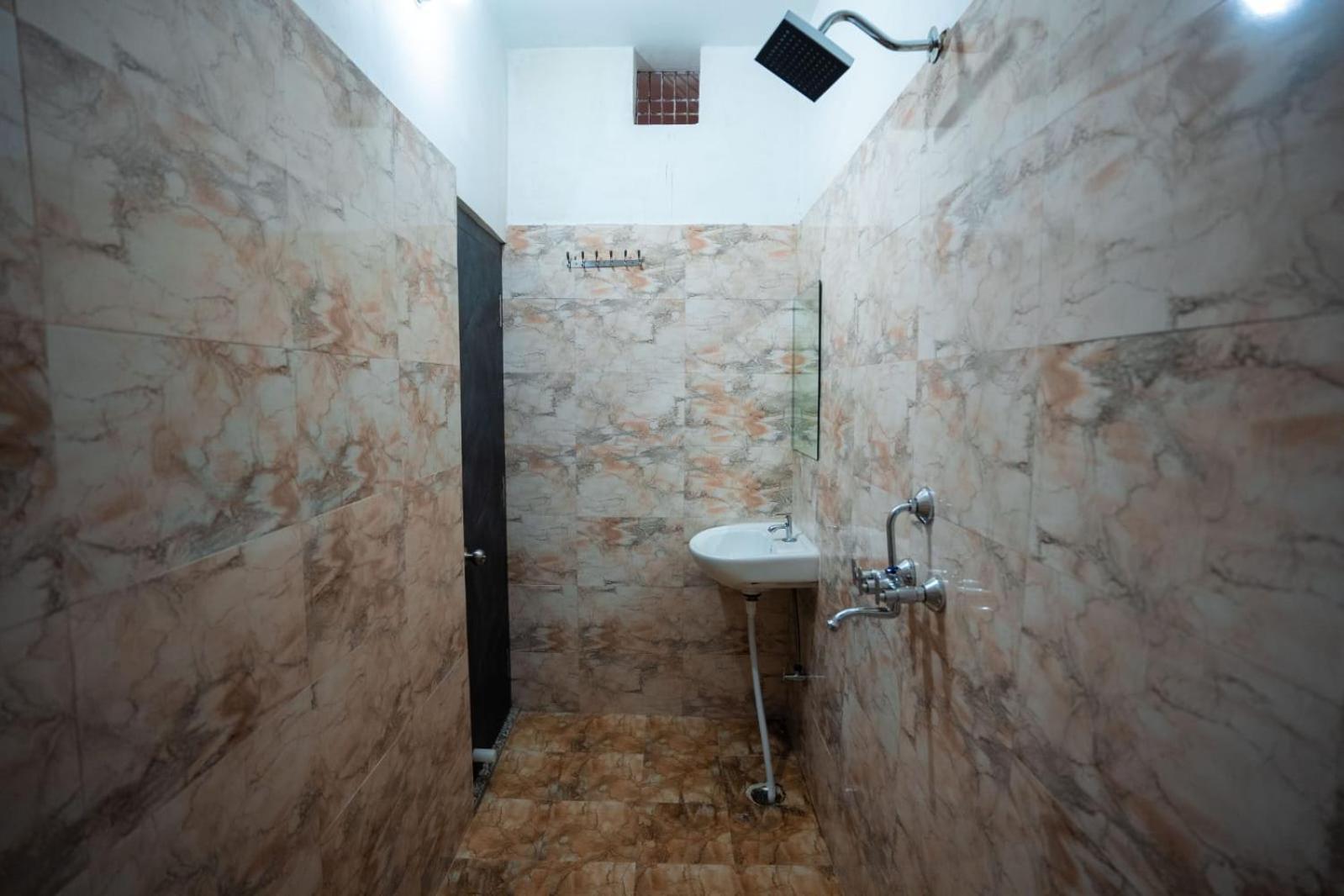 Hotel Jsr Kedar Varanasi Eksteriør bilde
