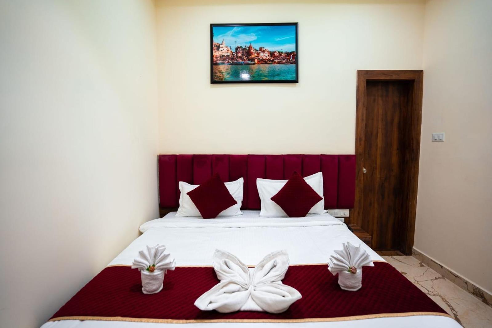 Hotel Jsr Kedar Varanasi Eksteriør bilde